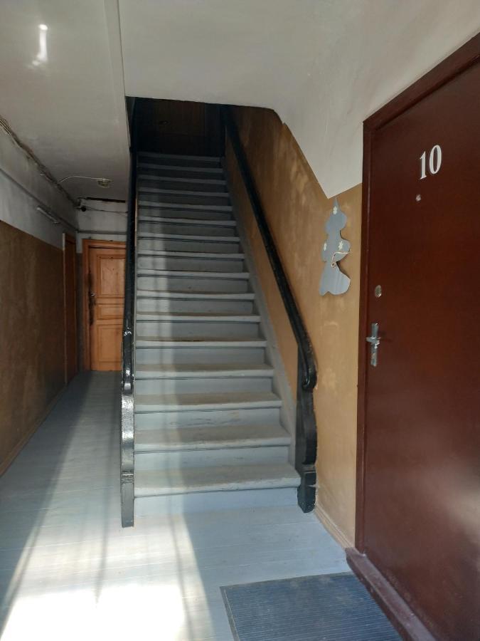 Tiny Non-Smoking Caka & Free Parking Apartment Riga Exterior photo